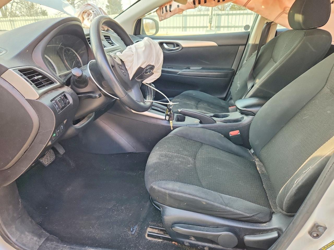 2018 NISSAN SENTRA S photo 13
