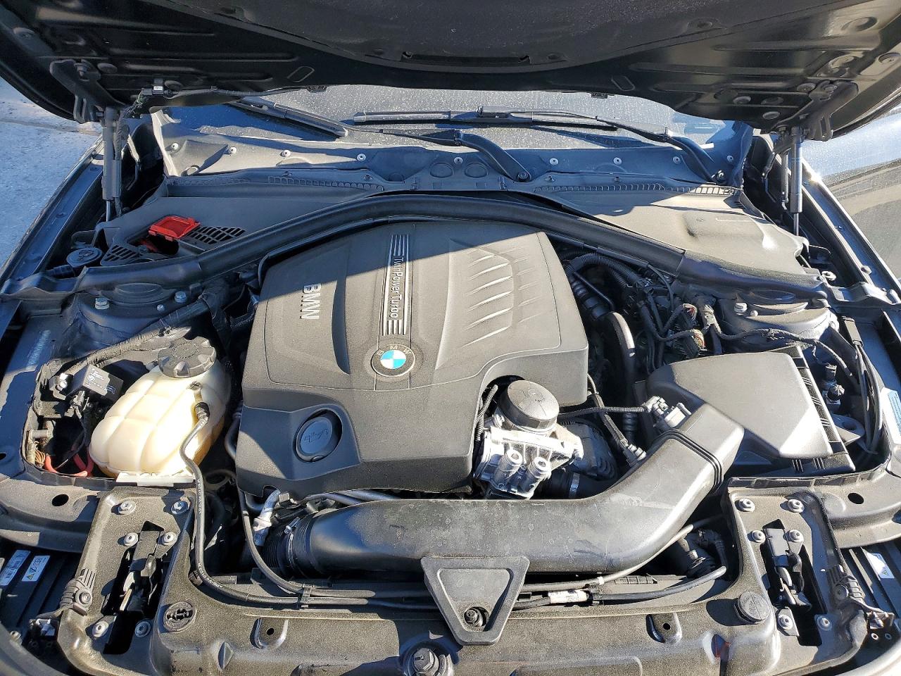 2014 BMW 335 XI photo 21