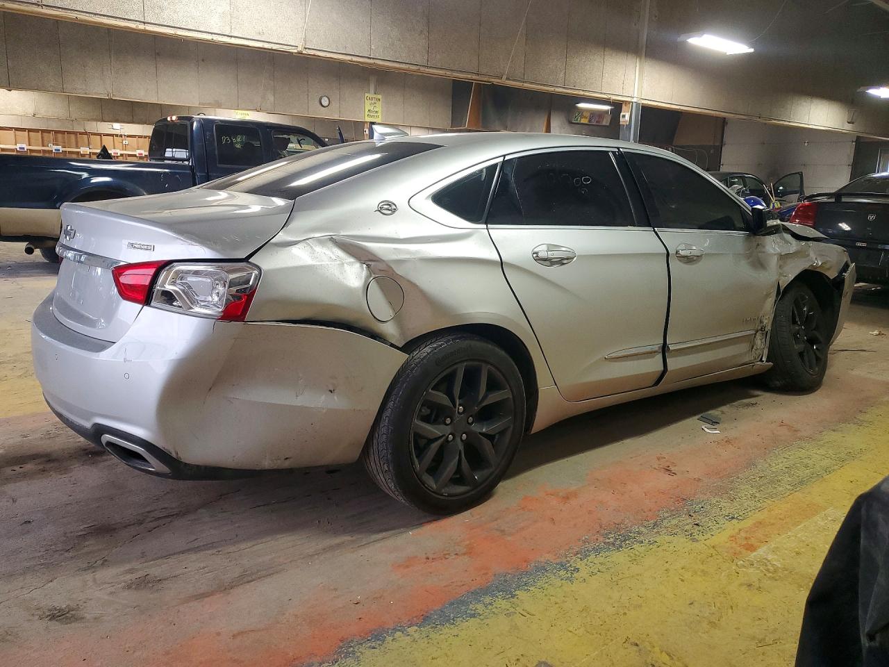 2018 CHEVROLET IMPALA PREMIER photo 3