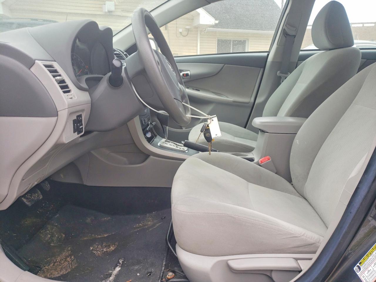 2010 TOYOTA COROLLA BASE photo 7