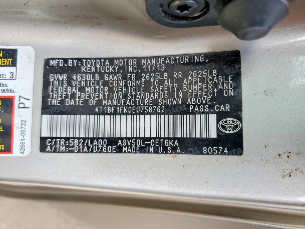 2014 TOYOTA CAMRY photo 25