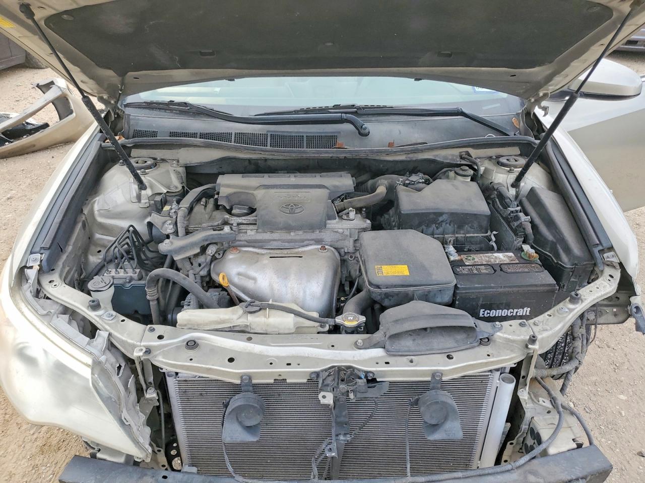 2014 TOYOTA CAMRY photo 21