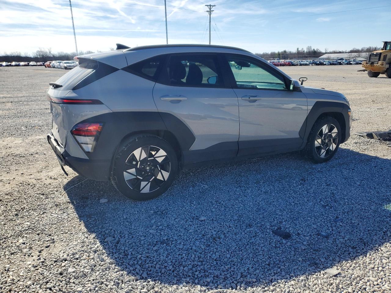 2024 HYUNDAI KONA SEL photo 5