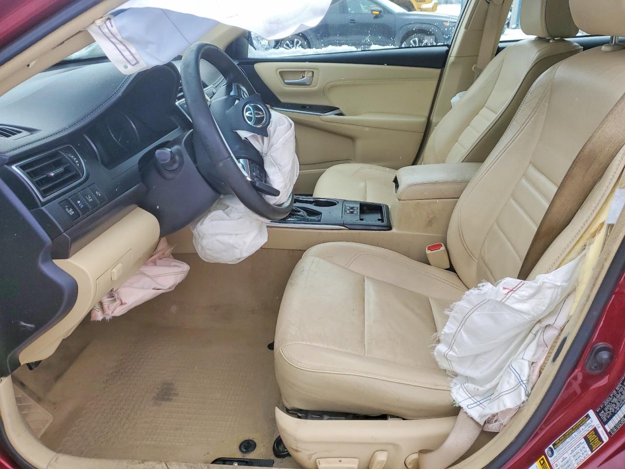 2017 TOYOTA CAMRY XLE photo 19