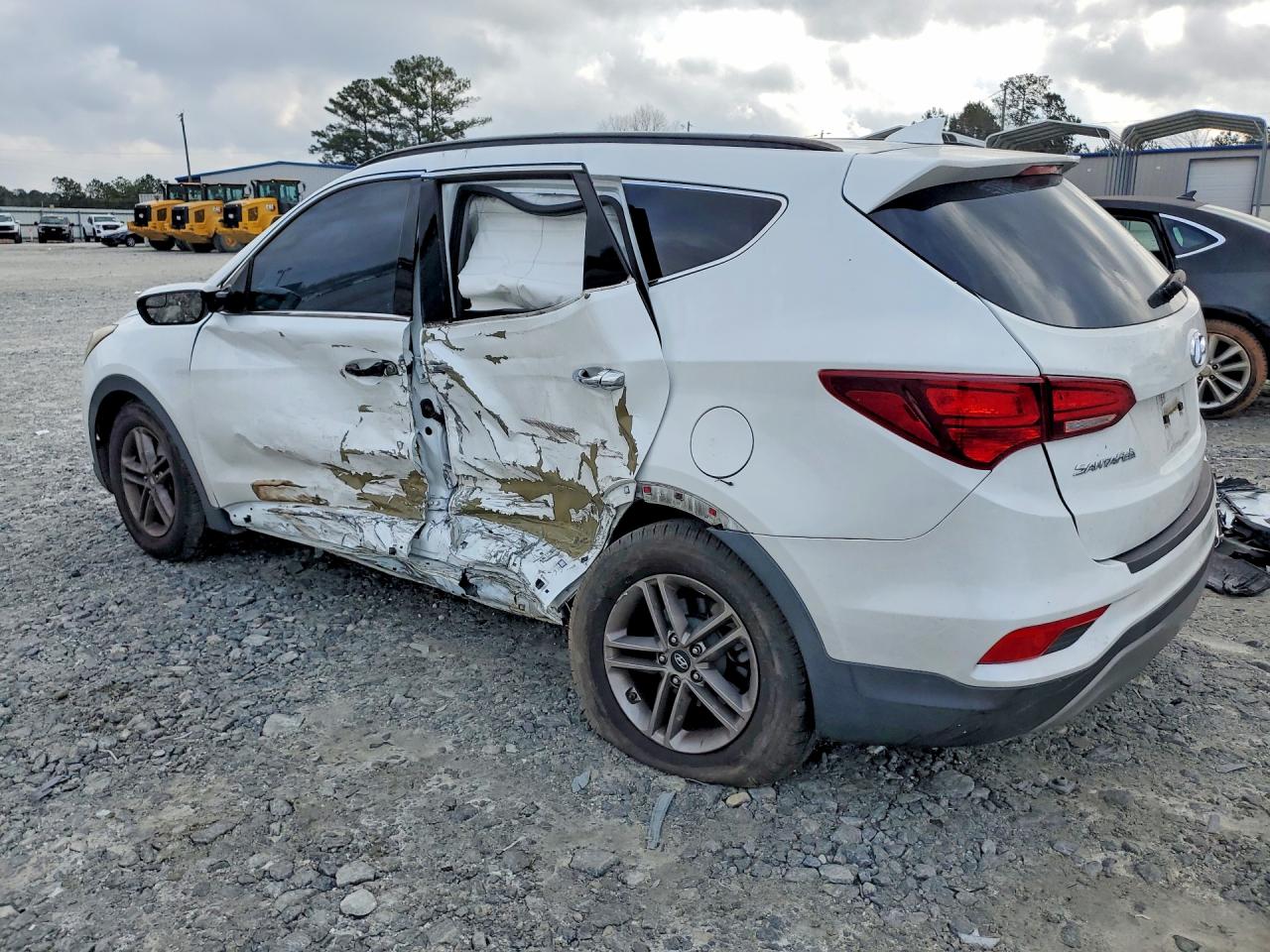 2017 HYUNDAI SANTA FE SPORT photo 2