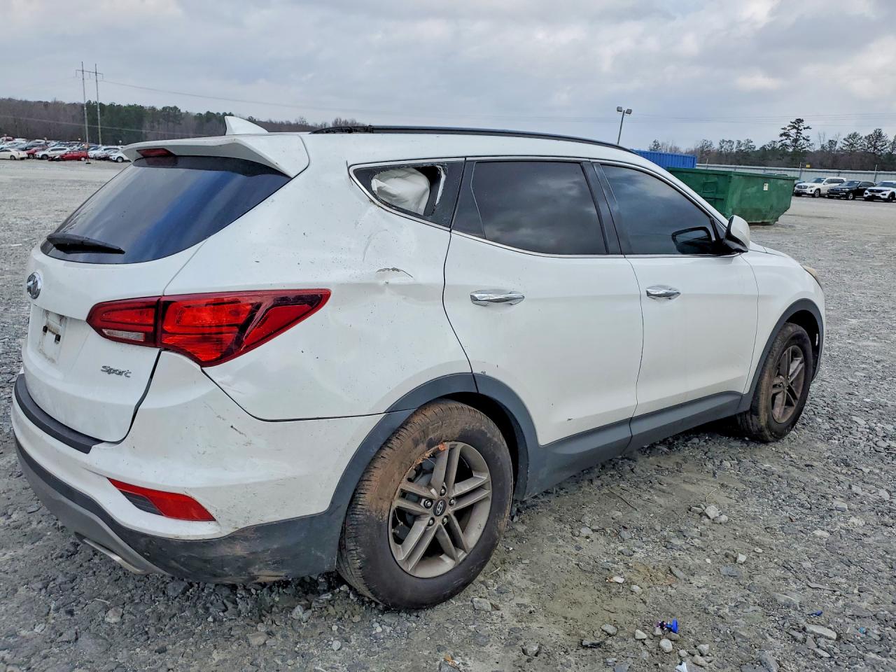 2017 HYUNDAI SANTA FE SPORT photo 3