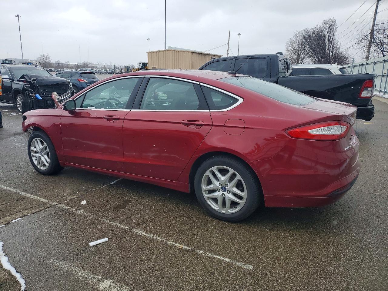 2015 FORD FUSION SE photo 2