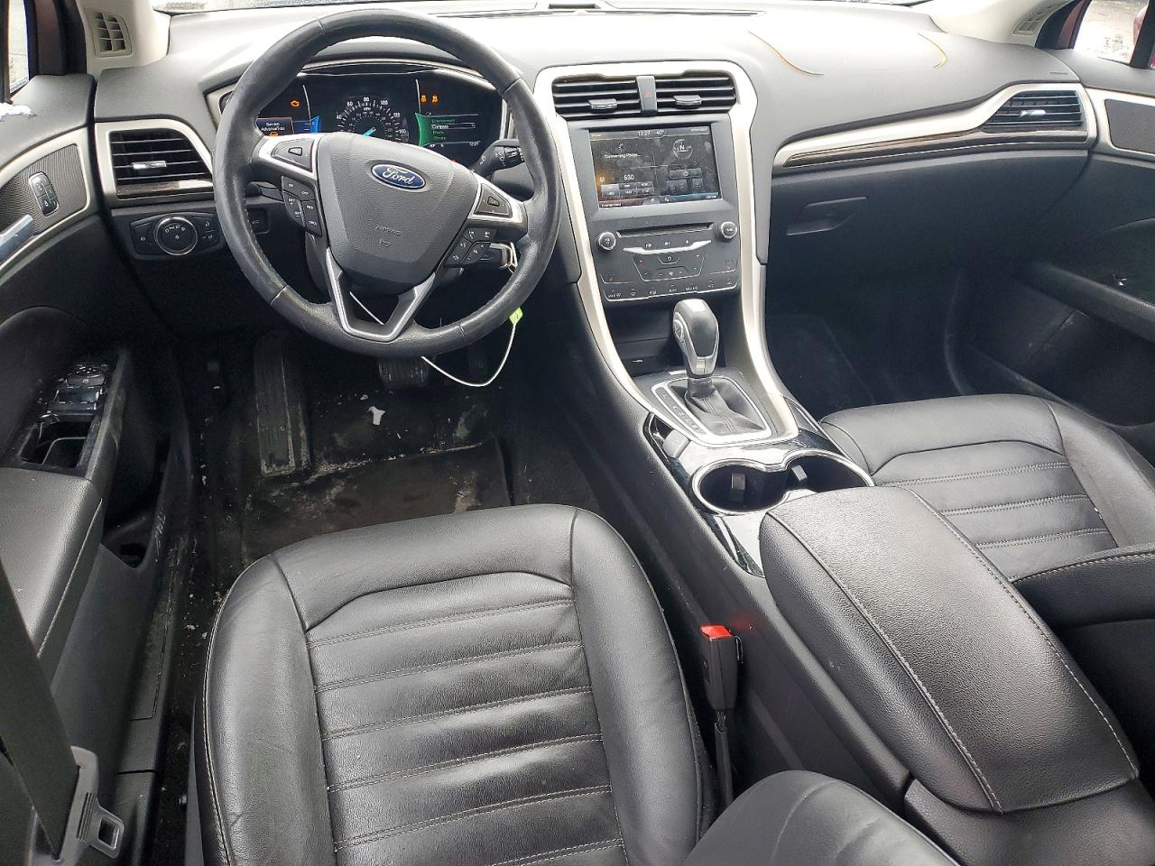 2015 FORD FUSION SE photo 8