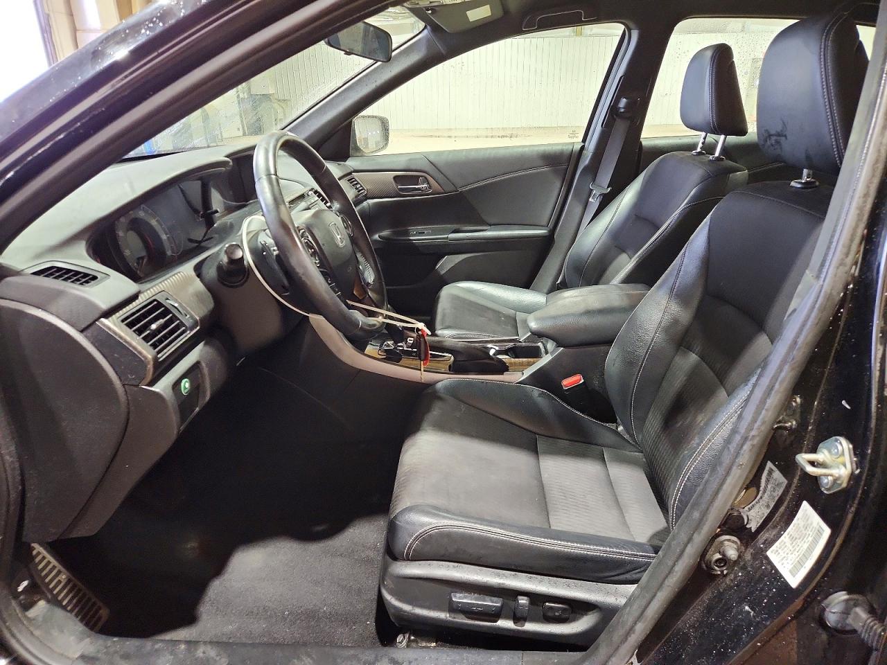 2017 HONDA ACCORD SPORT photo 13