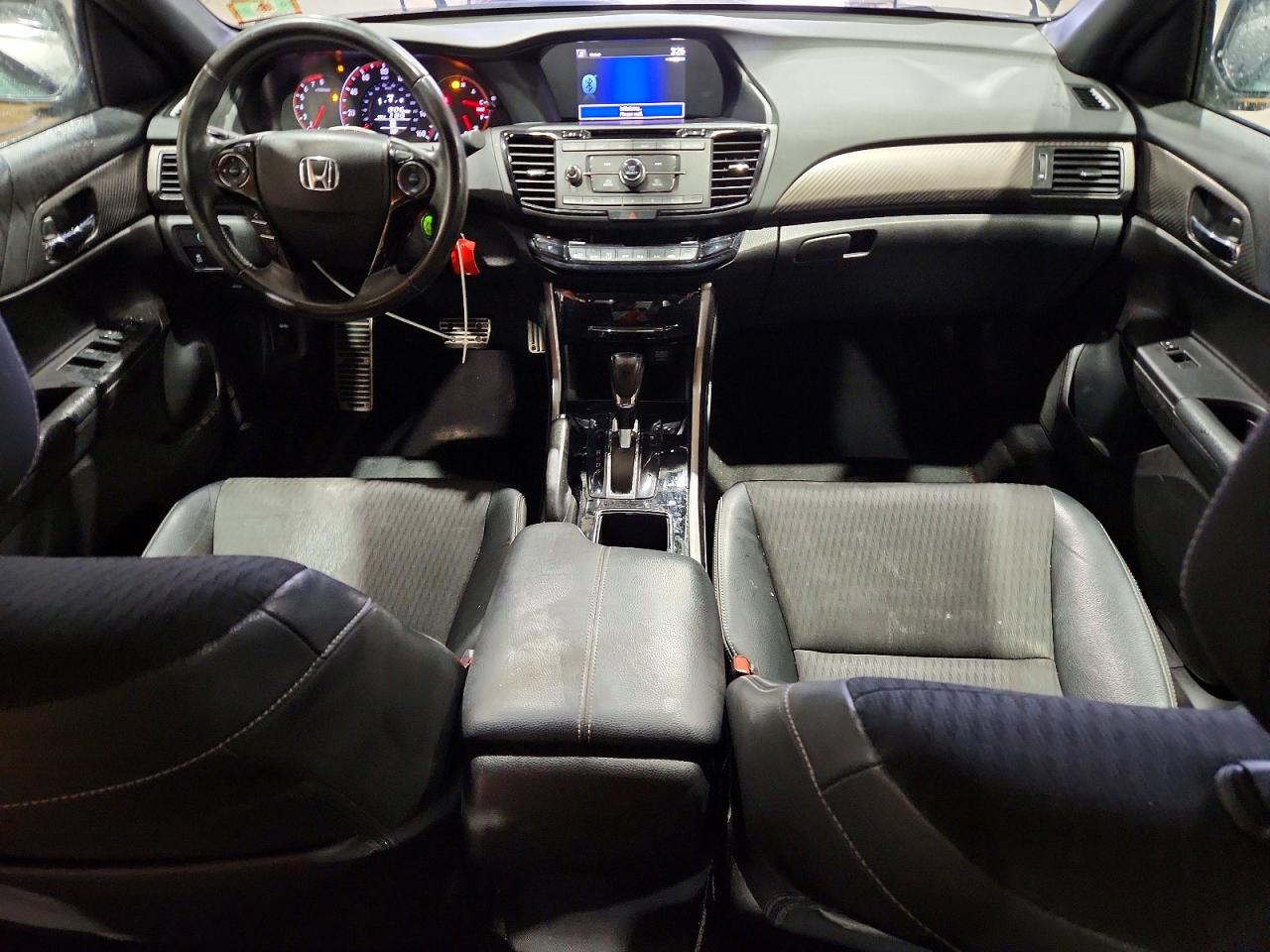 2017 HONDA ACCORD SPORT photo 15