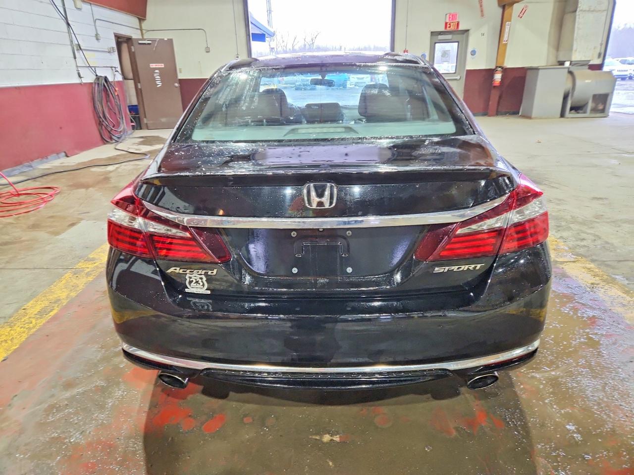 2017 HONDA ACCORD SPORT photo 11