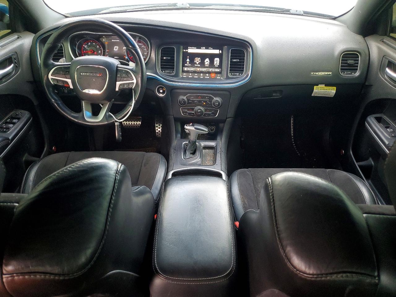 2018 DODGE CHARGER photo 8
