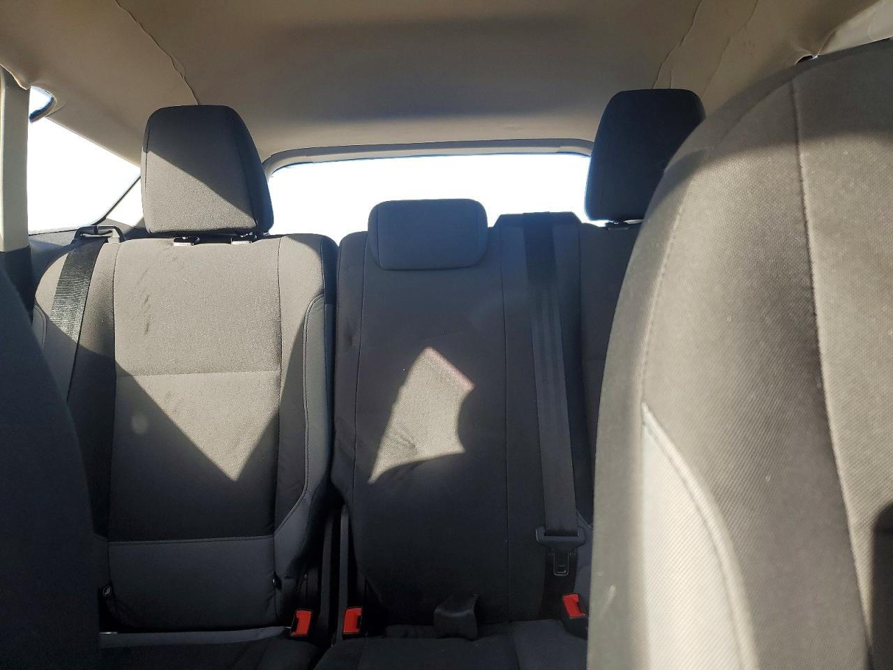 2016 FORD ESCAPE S photo 28