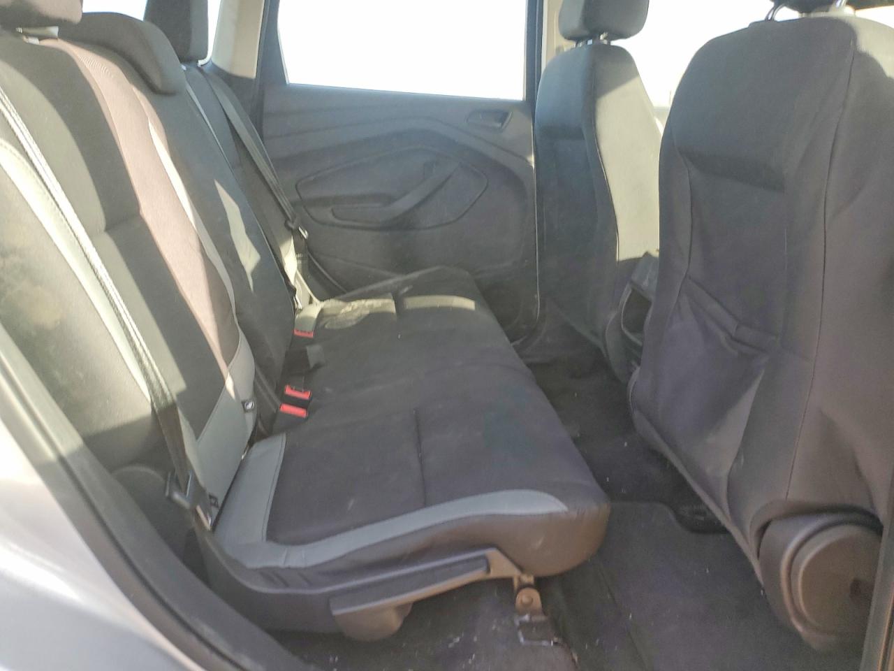 2016 FORD ESCAPE S photo 31