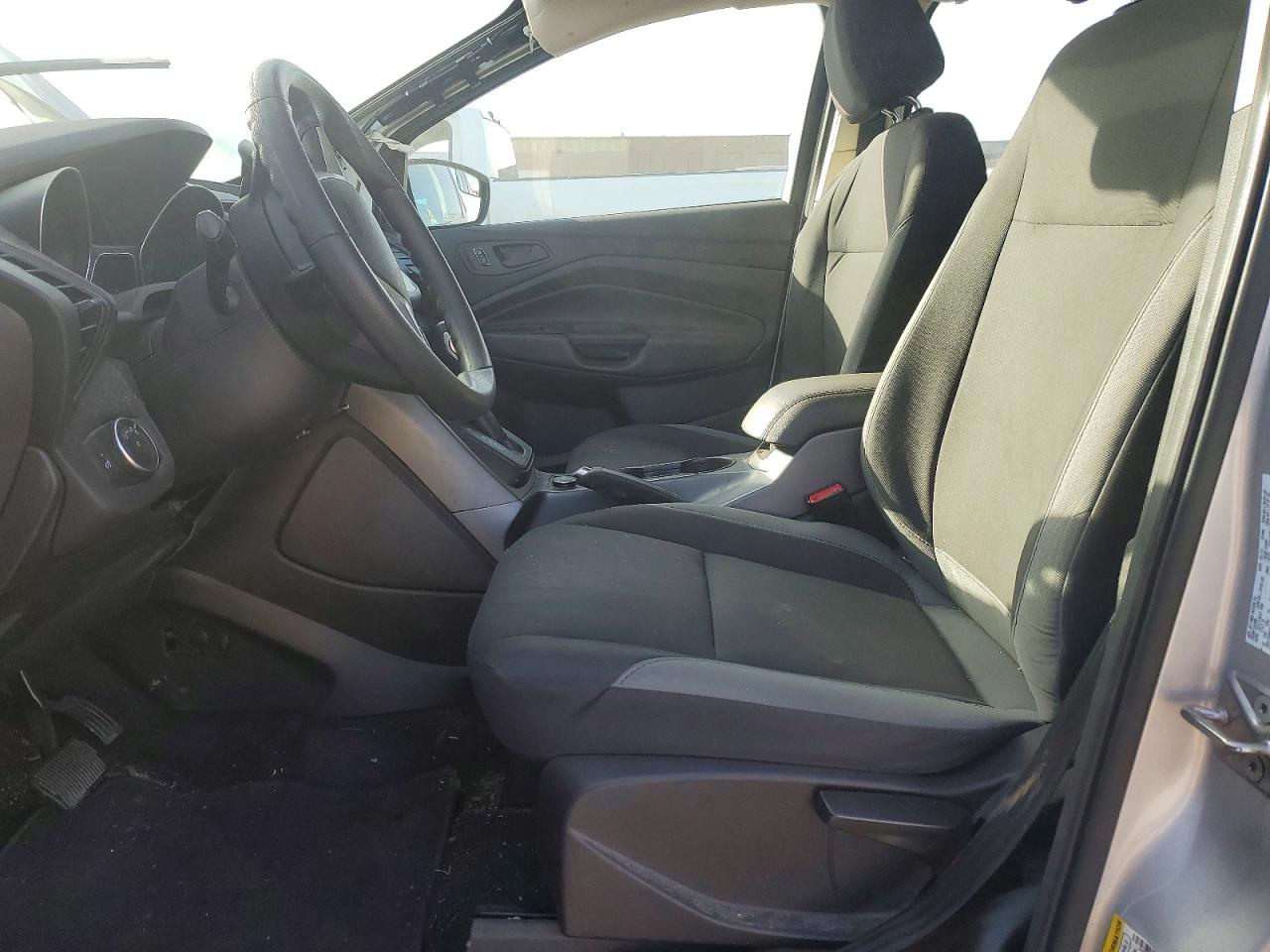 2016 FORD ESCAPE S photo 19