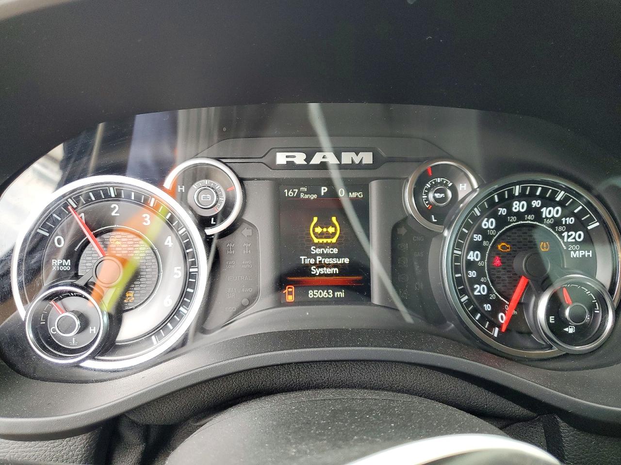 2019 RAM 1500 BIG HORN/LONE STAR photo 17