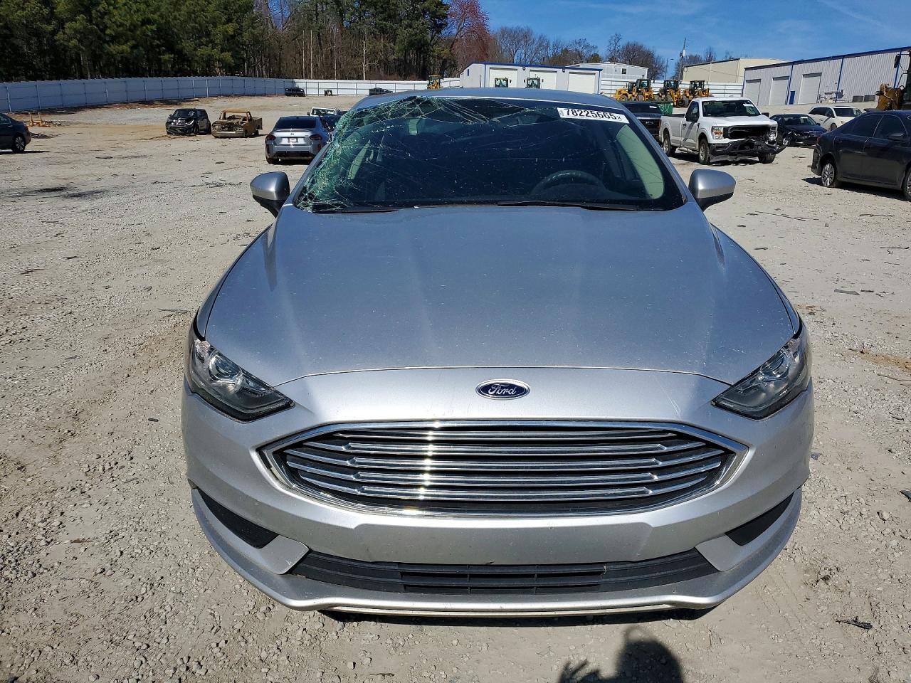 2017 FORD FUSION photo 5