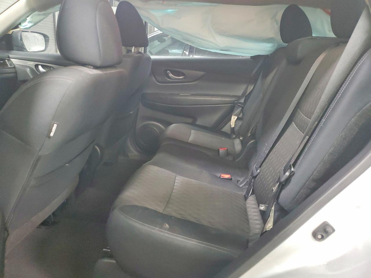 2018 NISSAN ROGUE S photo 19