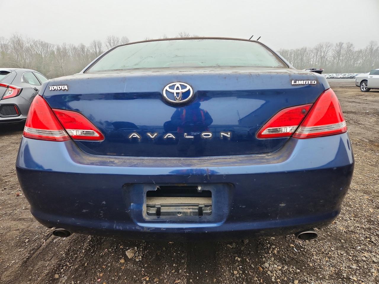 2006 TOYOTA AVALON photo 11
