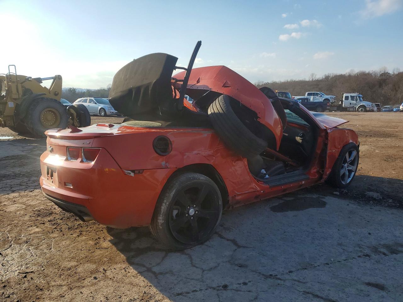 2011 CHEVROLET CAMARO LT photo 5