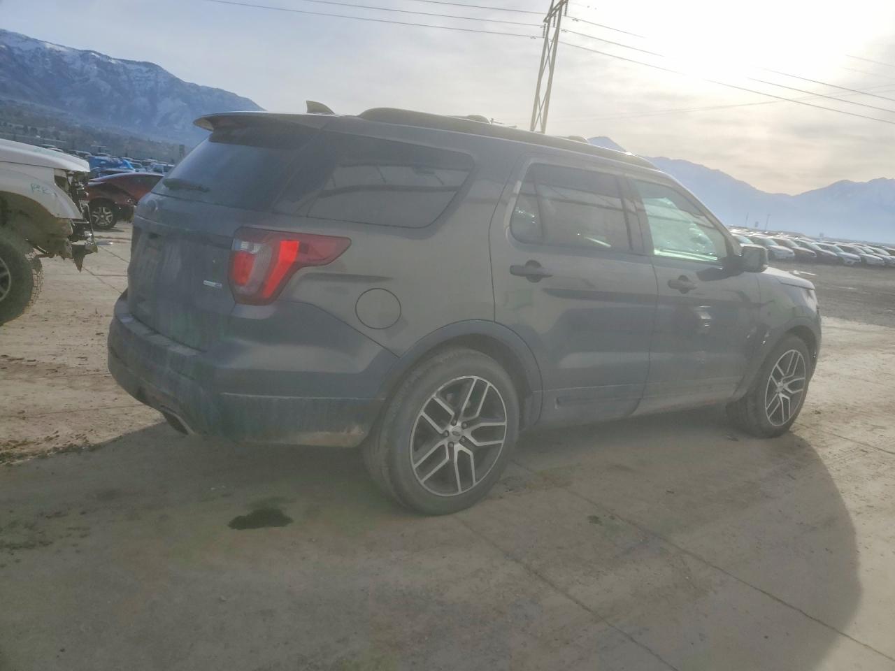 2016 FORD EXPLORER SPORT photo 3