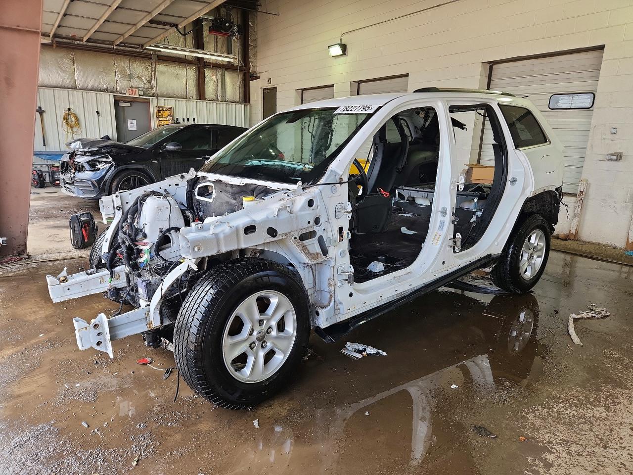 2016 JEEP GRAND CHEROKEE