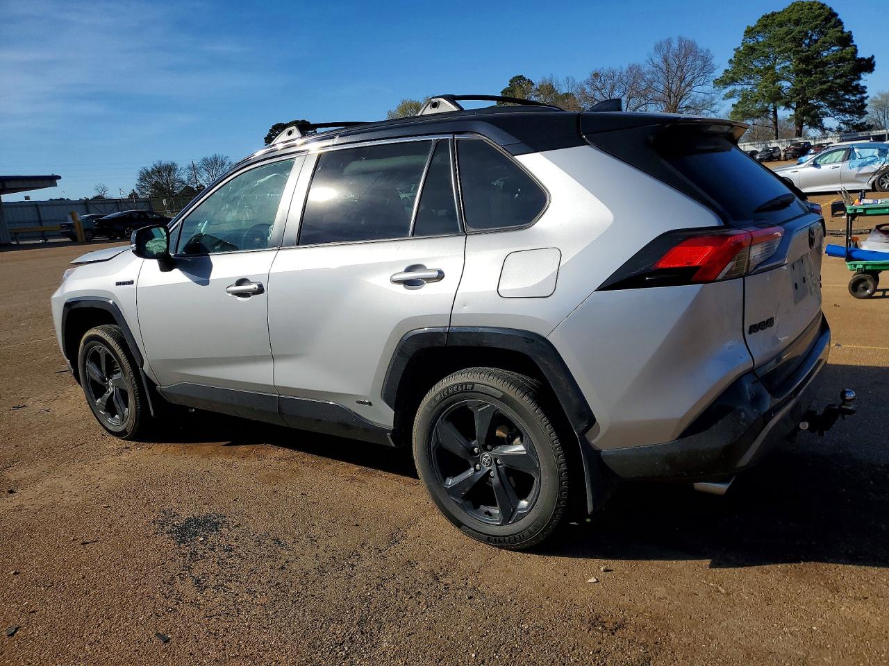 2021 TOYOTA RAV4 XSE photo 2