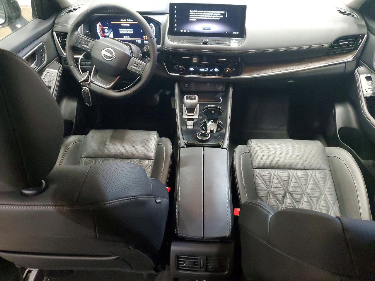2025 NISSAN ROGUE PLATINUM photo 8