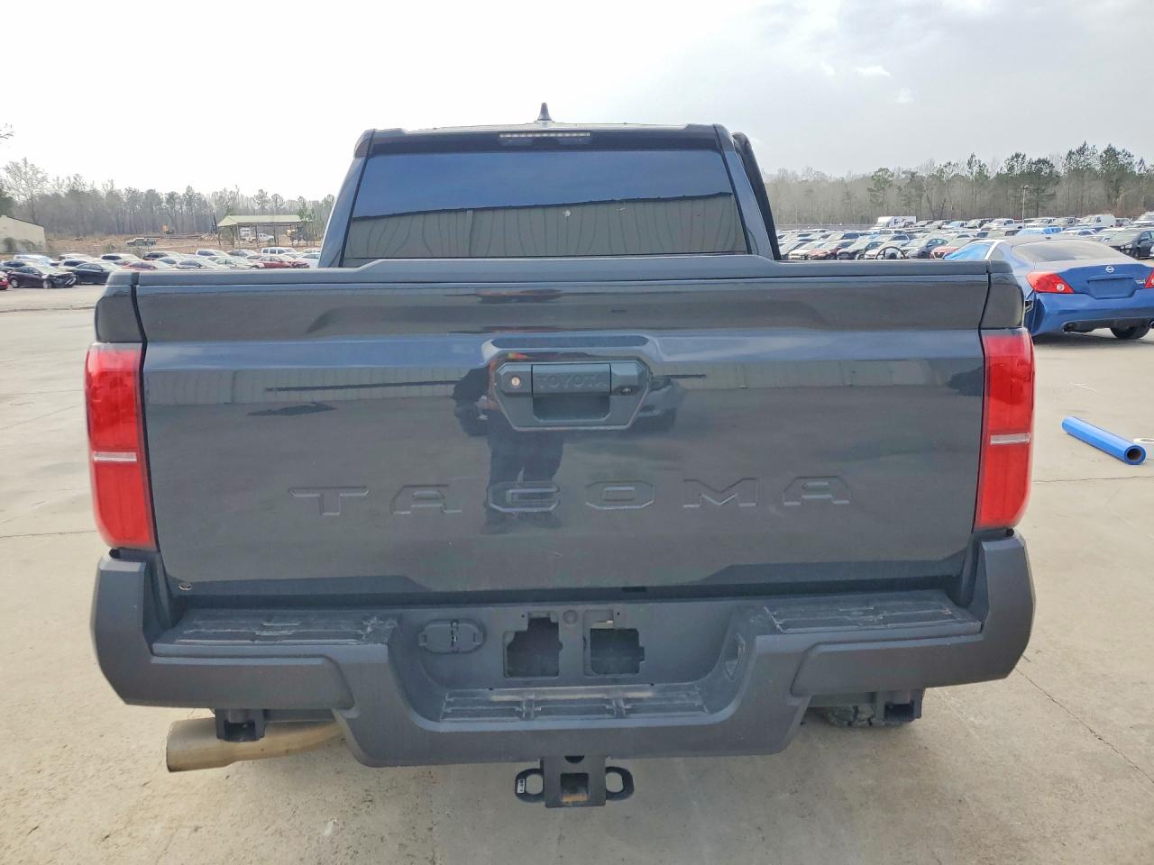 2024 TOYOTA TACOMA DOUBLE CAB photo 6