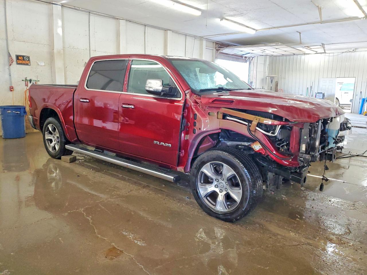 2019 RAM 1500 LARAMIE photo 4