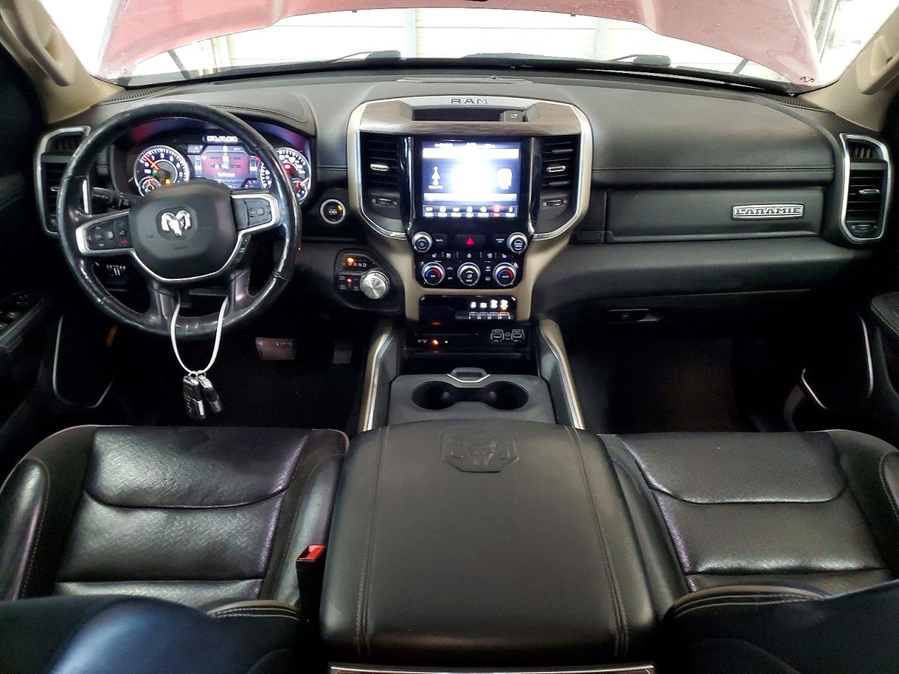 2019 RAM 1500 LARAMIE photo 8