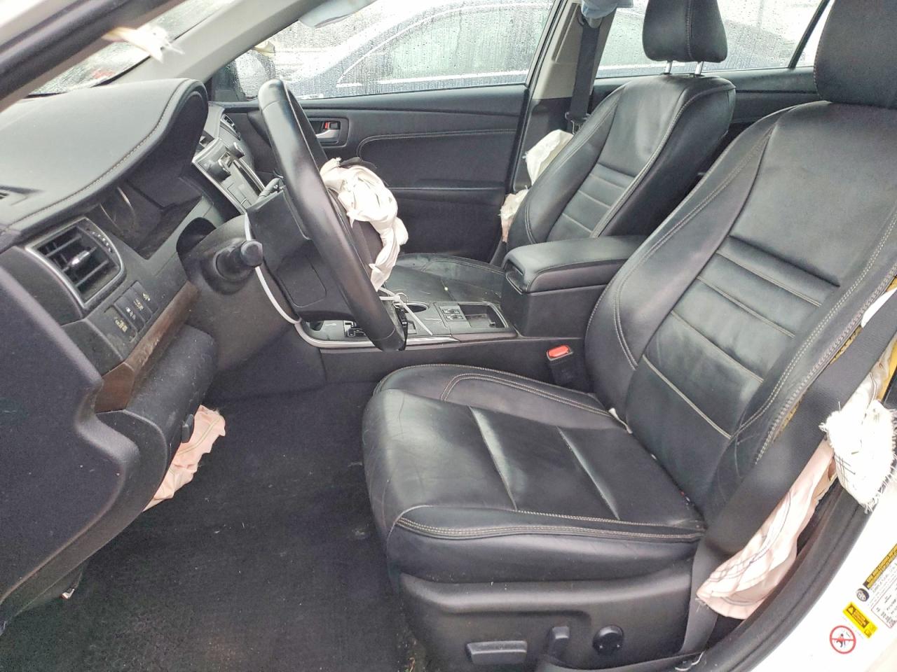 2017 TOYOTA CAMRY LE photo 7