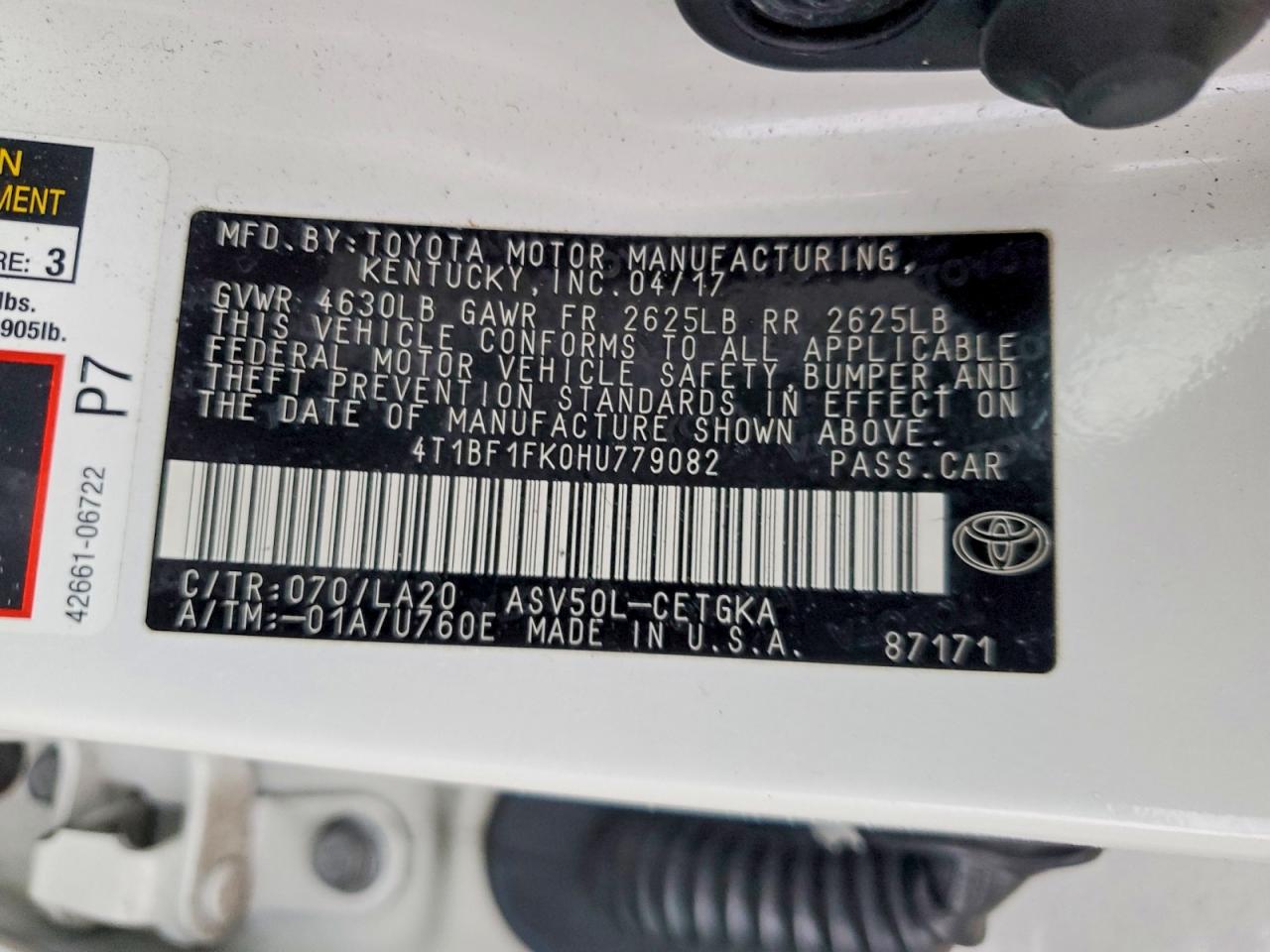 2017 TOYOTA CAMRY LE photo 13