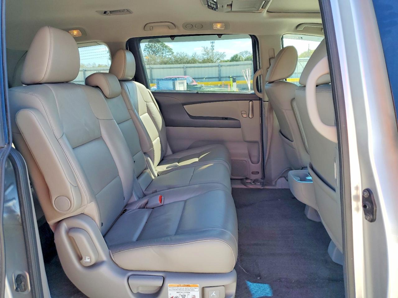 2012 HONDA ODYSSEY TOURING photo 11