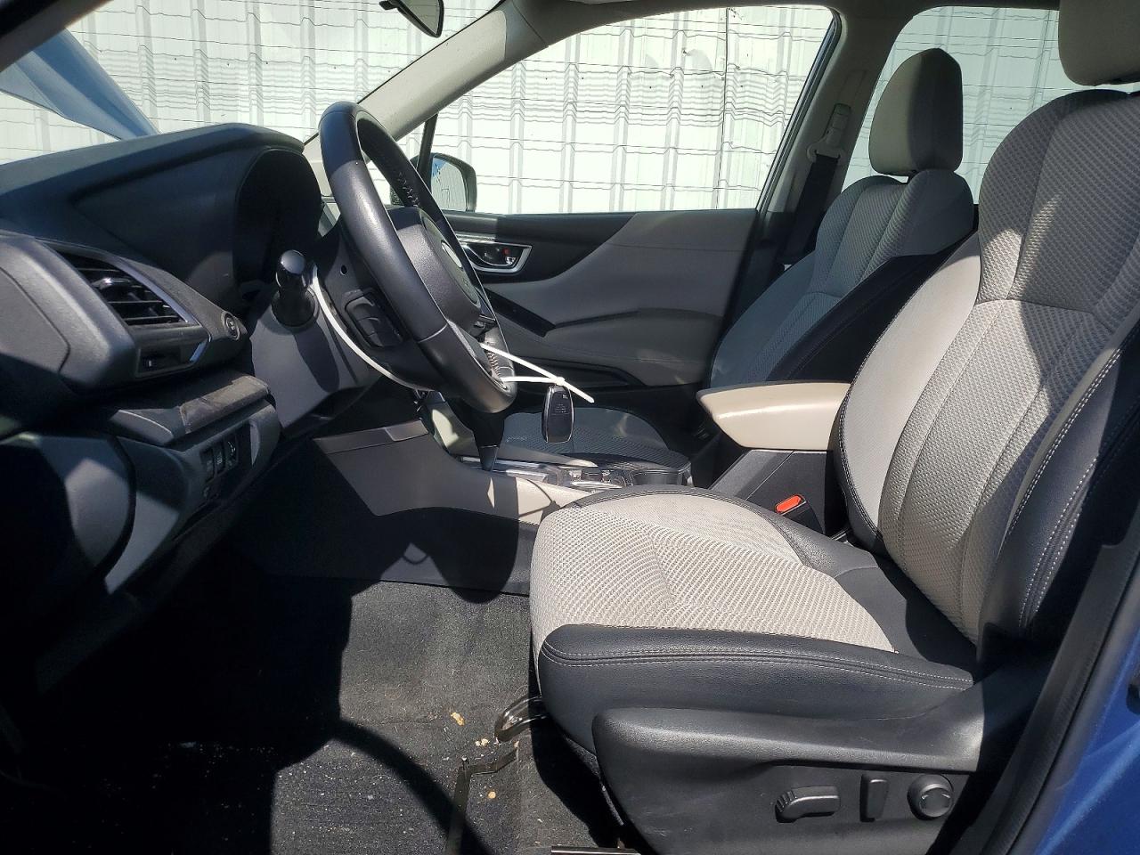 2022 SUBARU FORESTER PREMIUM photo 13