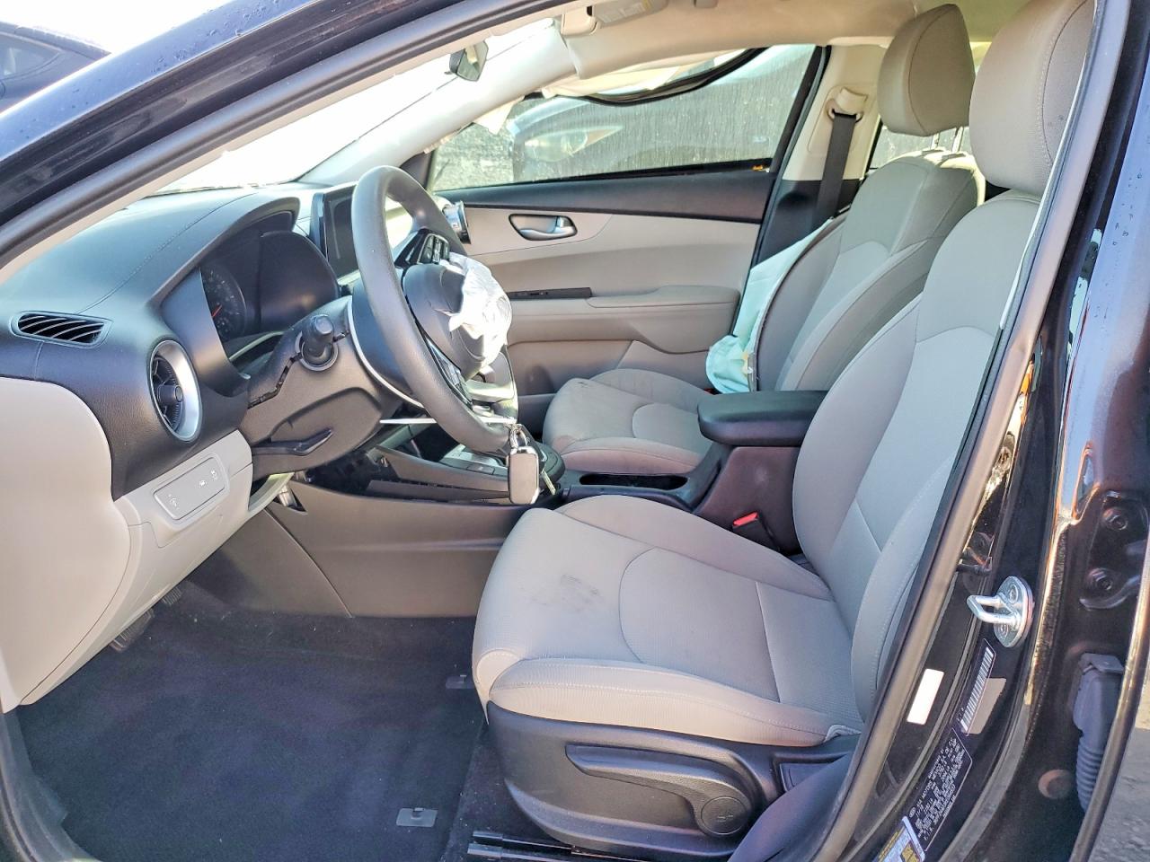2019 KIA FORTE LXS photo 7