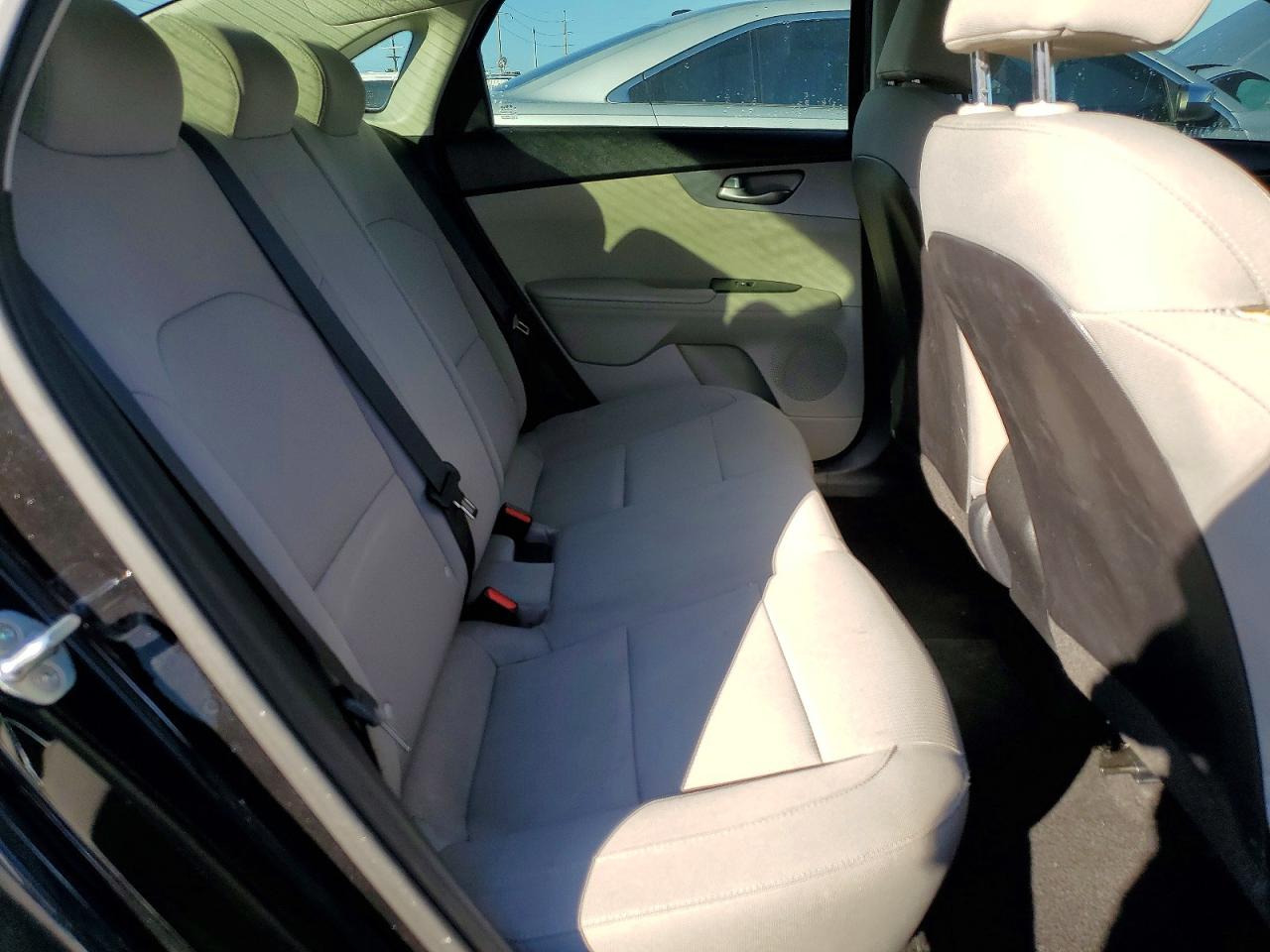 2019 KIA FORTE LXS photo 10