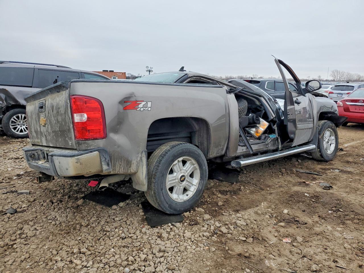 2013 CHEVROLET SILVERADO K1500 LT photo 5
