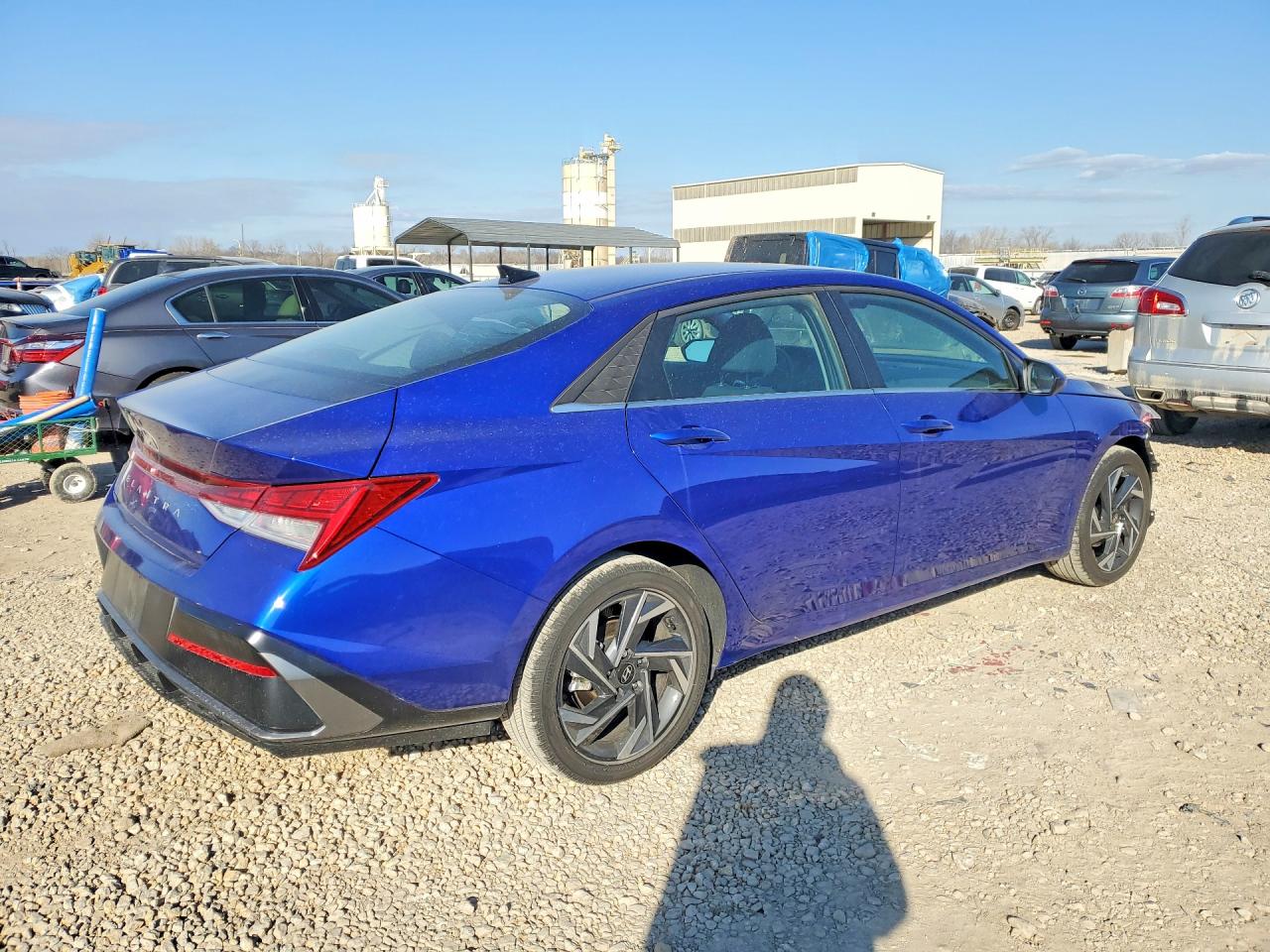 2025 HYUNDAI ELANTRA SEL CONVENIENCE photo 3