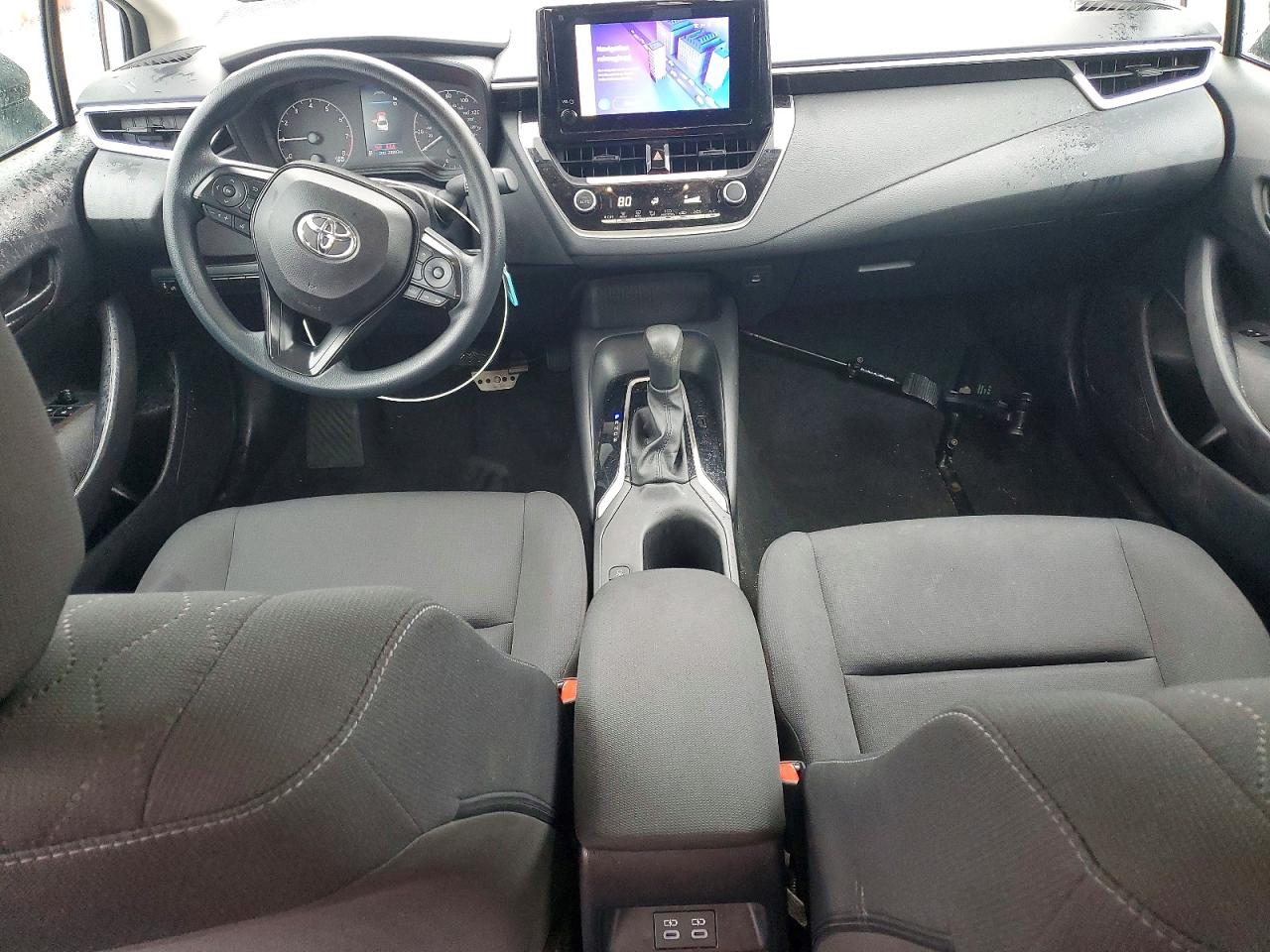2024 TOYOTA COROLLA LE photo 8