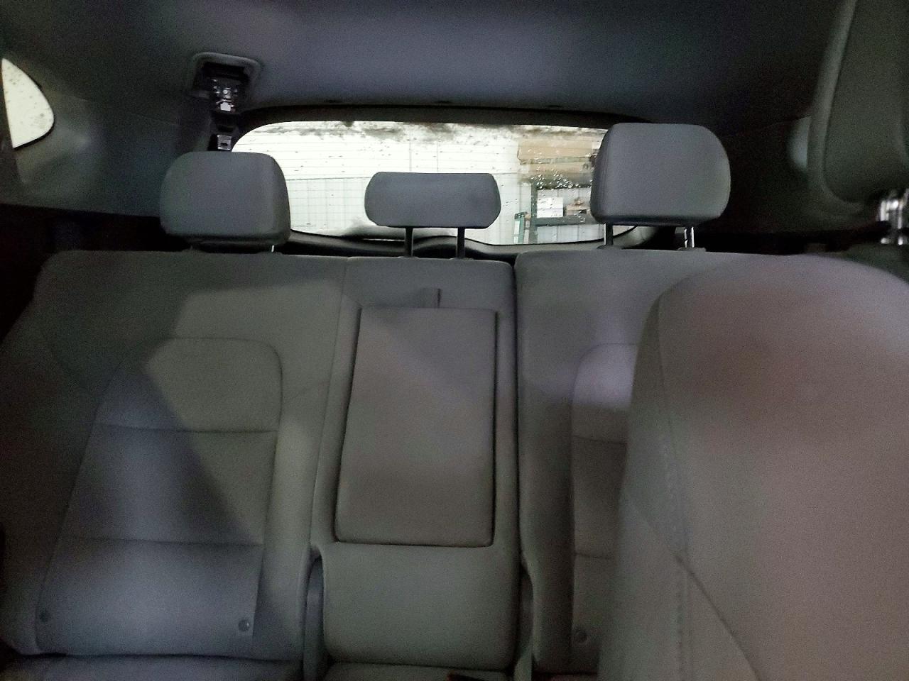 2018 HYUNDAI TUCSON SE photo 19