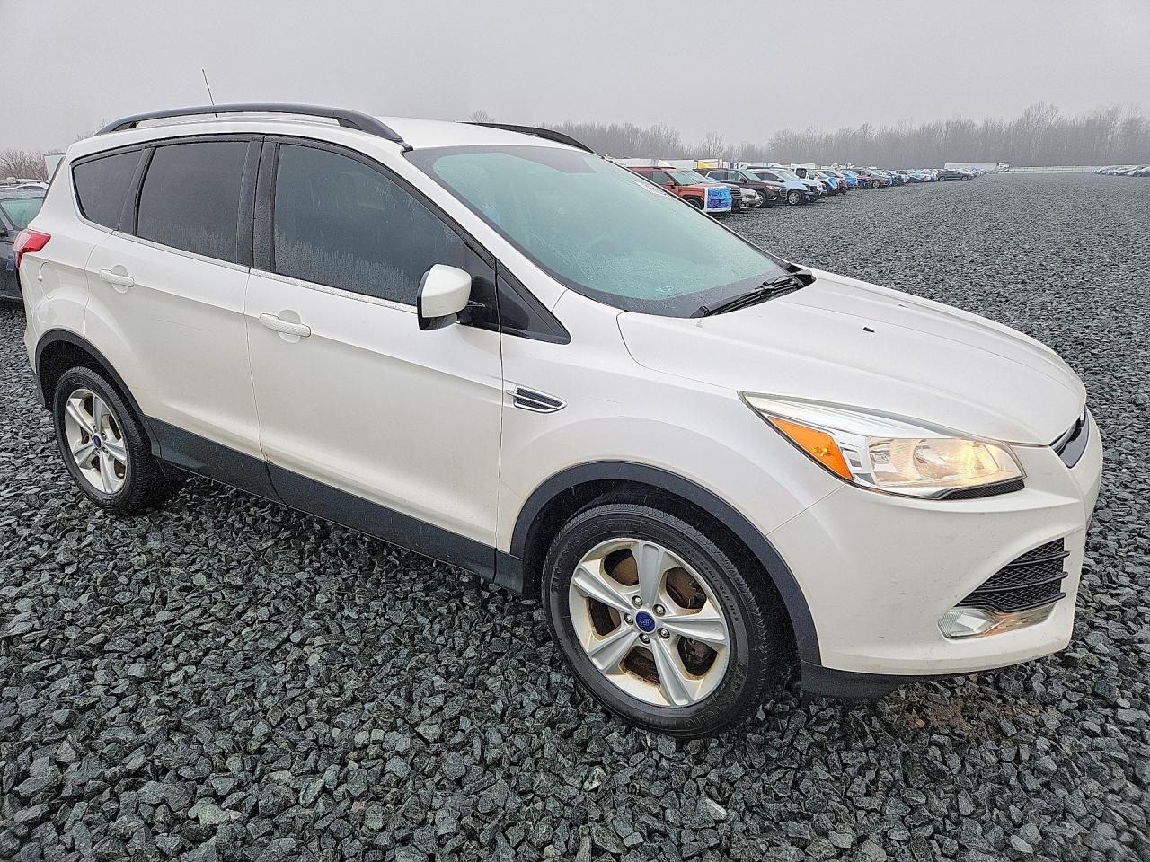 2016 FORD ESCAPE SE photo 7