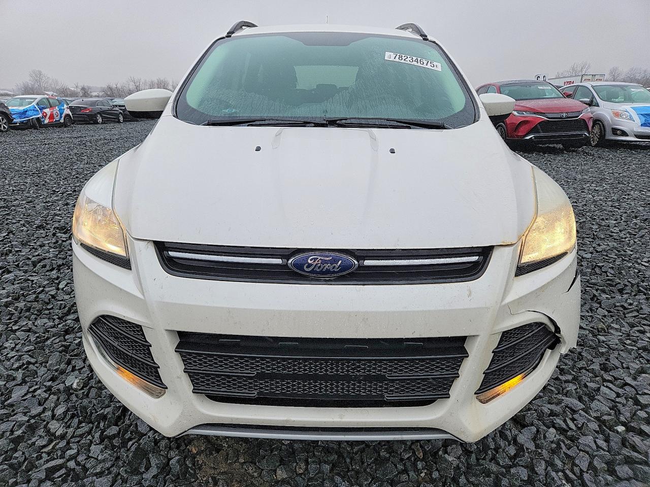 2016 FORD ESCAPE SE photo 9