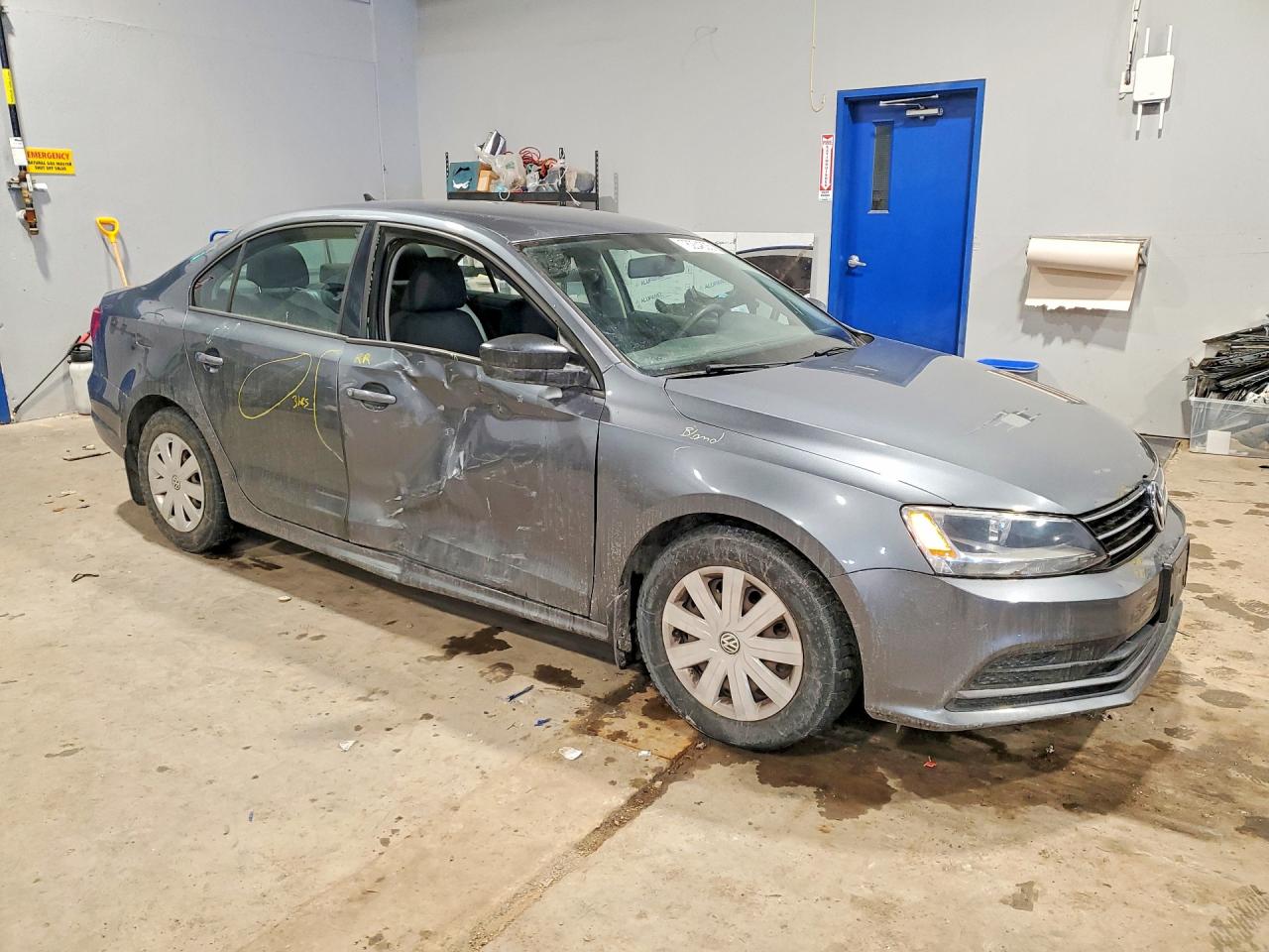 2015 VOLKSWAGEN JETTA BASE photo 4