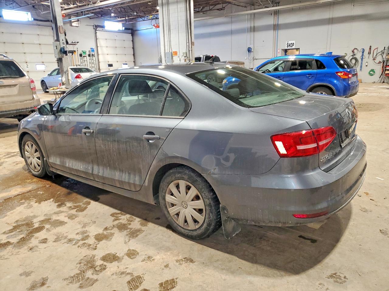 2015 VOLKSWAGEN JETTA BASE photo 2