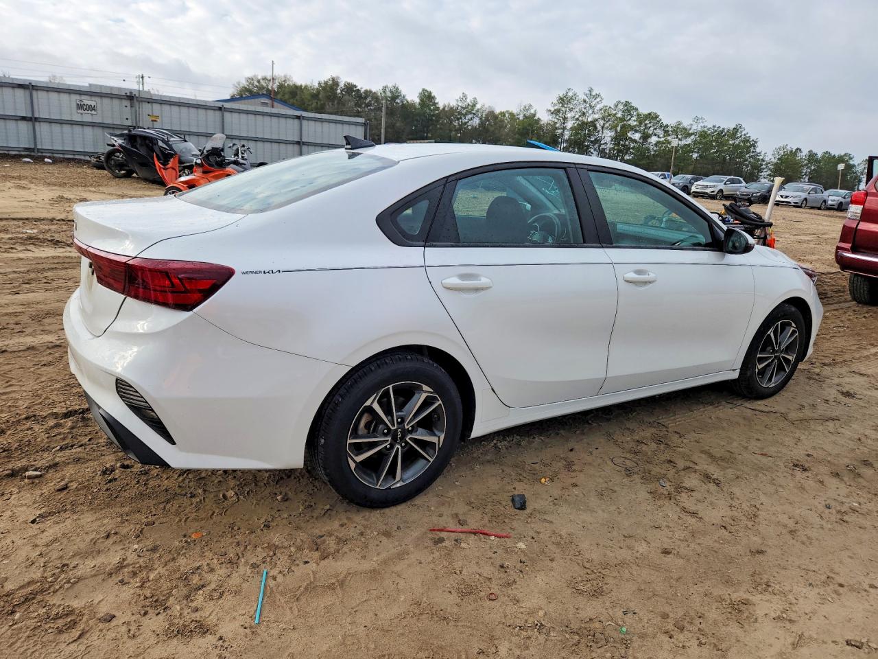 2023 KIA FORTE photo 9