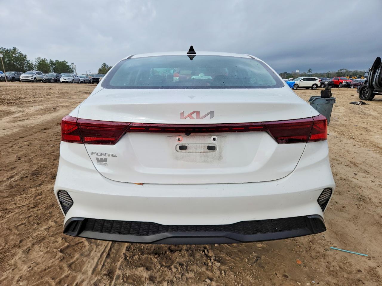 2023 KIA FORTE photo 21