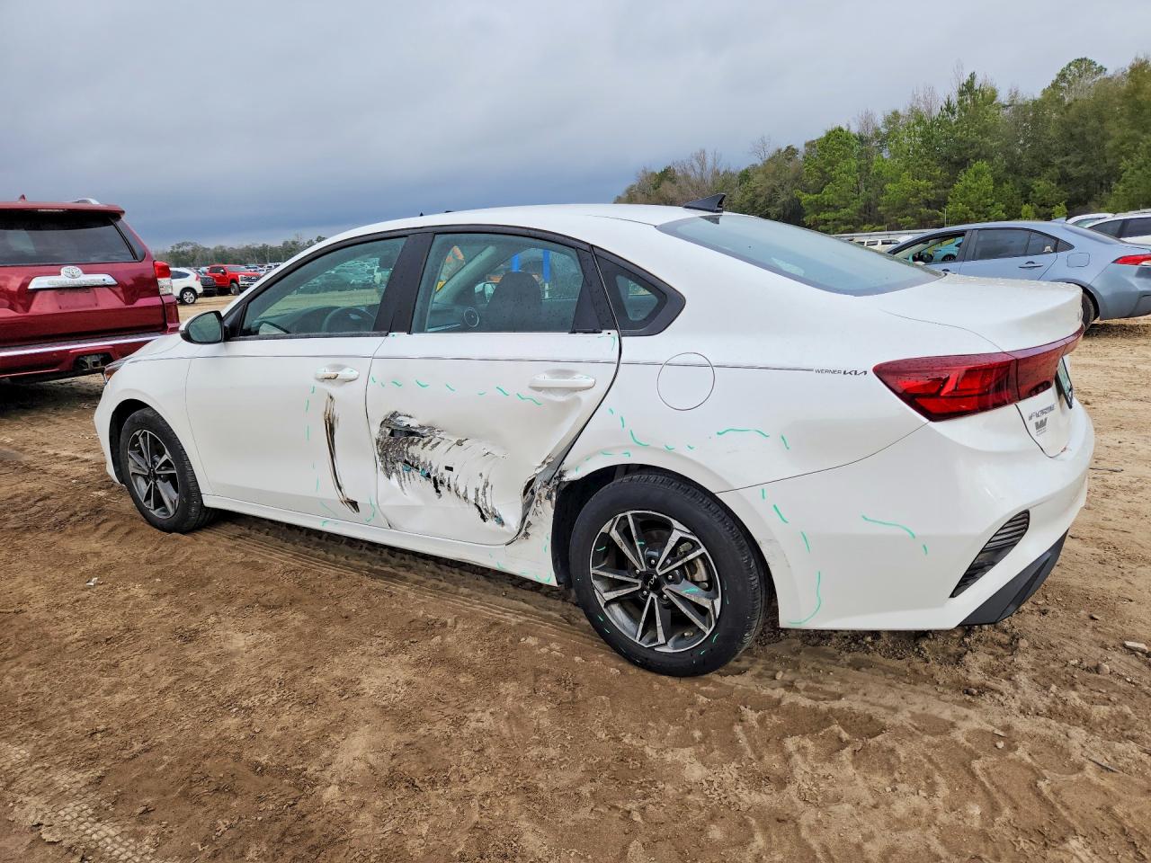2023 KIA FORTE photo 5