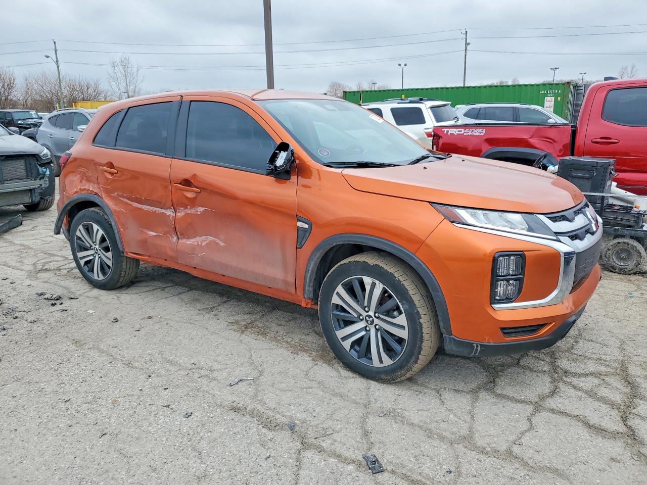 2024 MITSUBISHI OUTLANDER SPORT photo 4