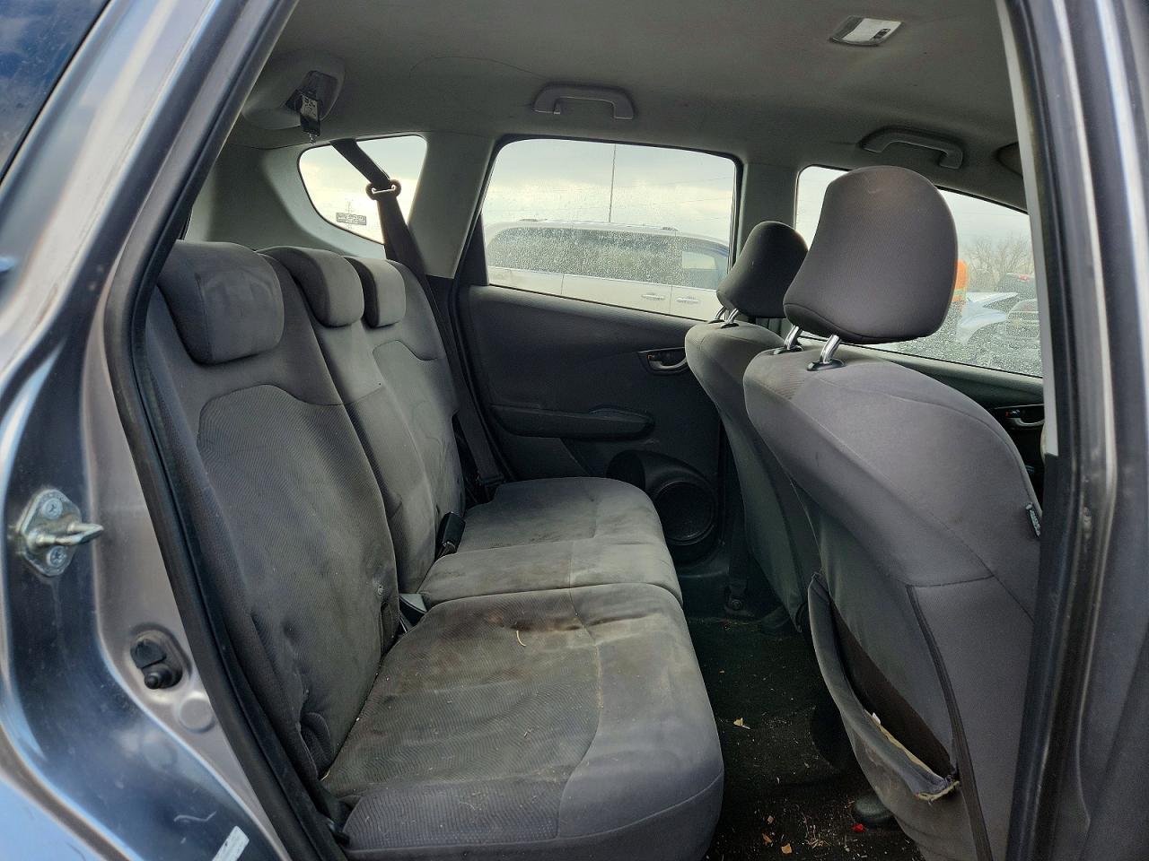 2009 HONDA FIT photo 10